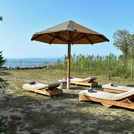 Vasilikis Sea House Villa Lefkimmi  Exterior photo